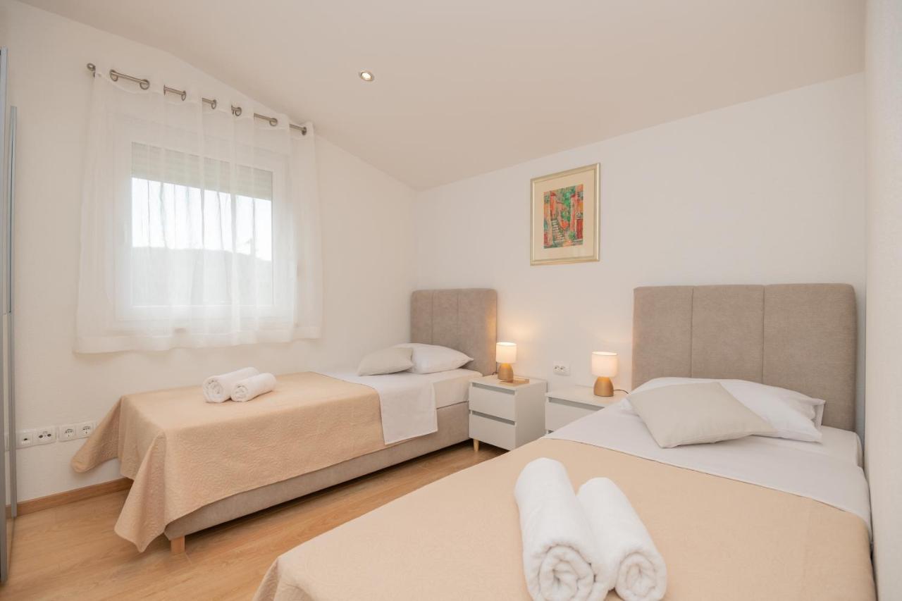 Holiday Home Terra Roca - Imotski, Natural Environment With Complete Peace And Quiet. Εξωτερικό φωτογραφία